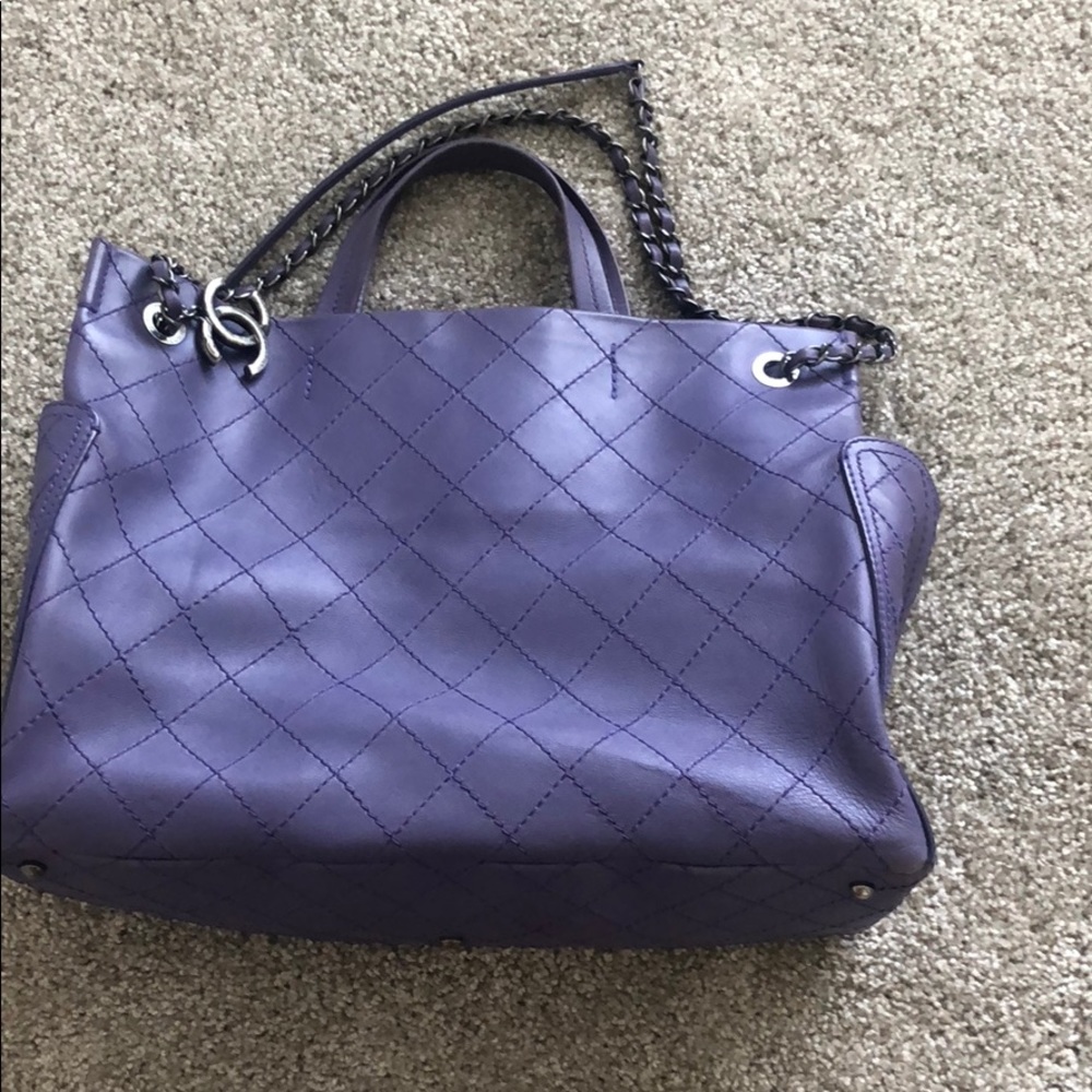 Chanel tote